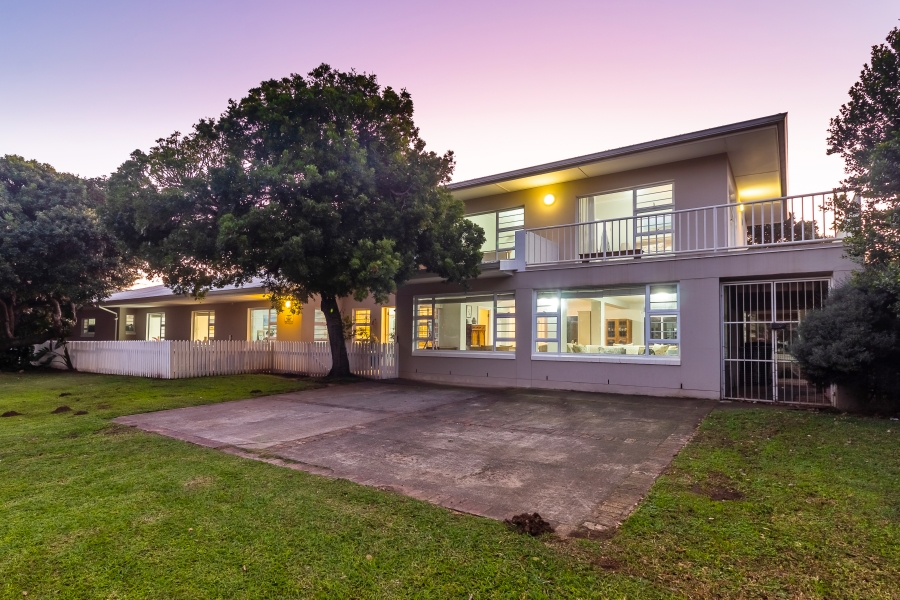 5 Bedroom Property for Sale in Kenton On Sea Eastern Cape